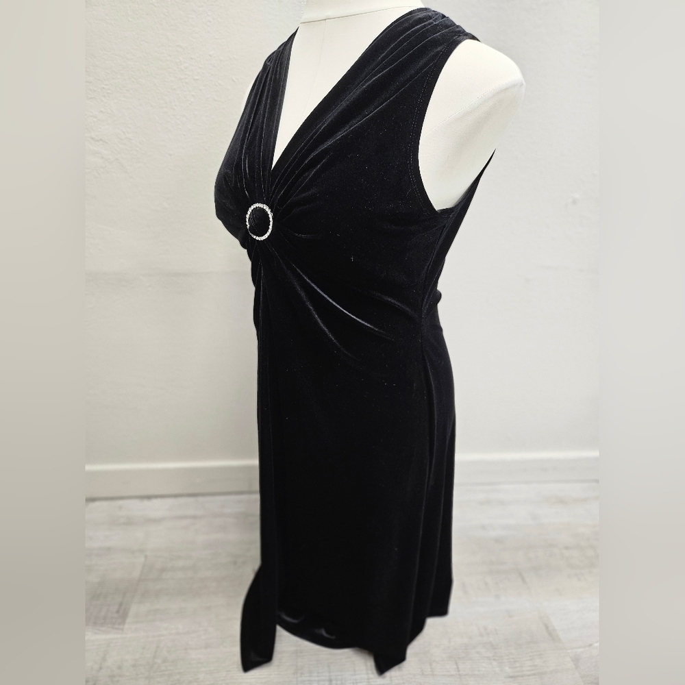 EVAN PICONE Black Velvet Dress 16